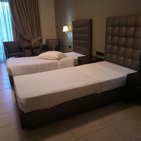 Amalias Hotel Kourouta Ngoại thất bức ảnh